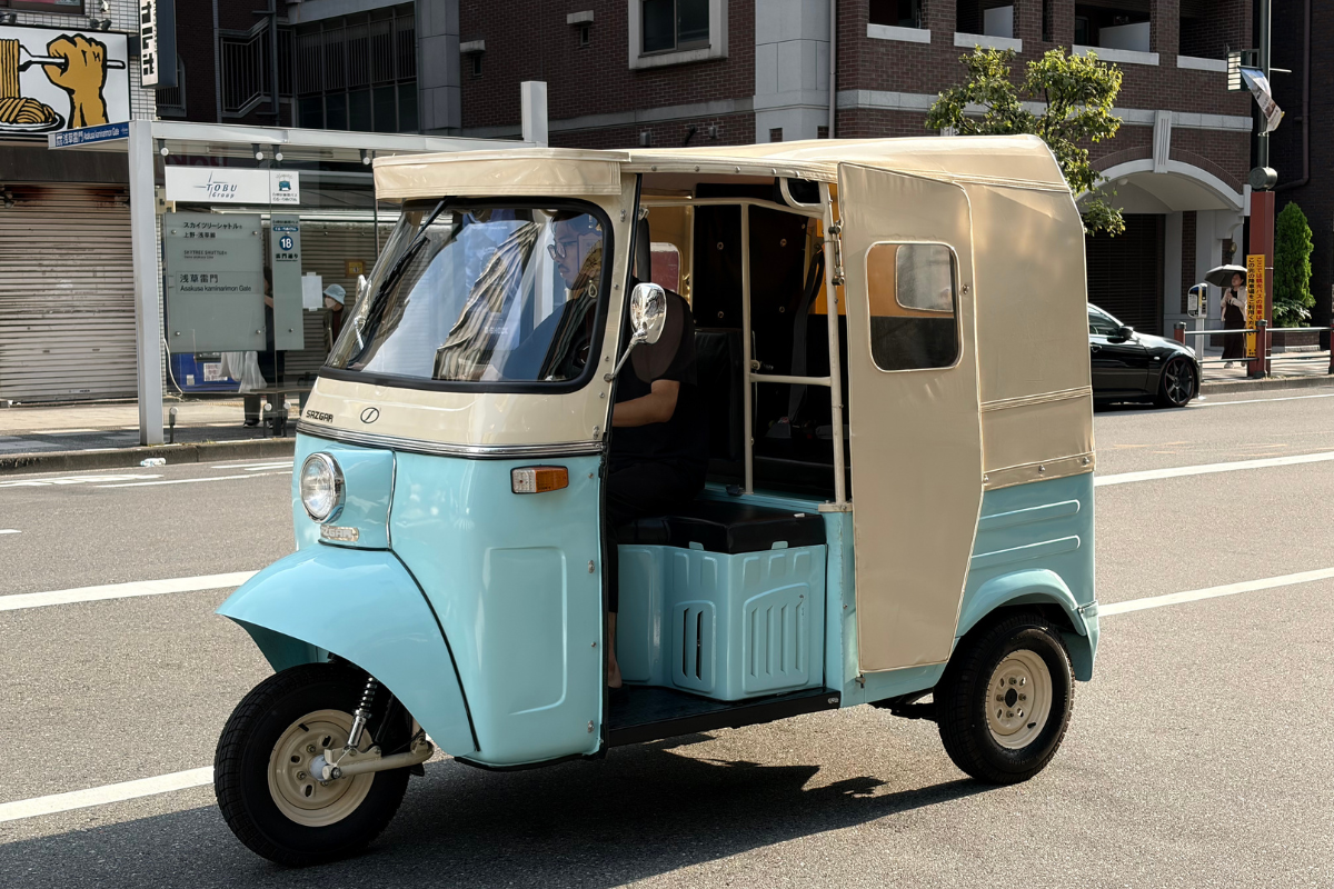 トップ：オートリキシャ